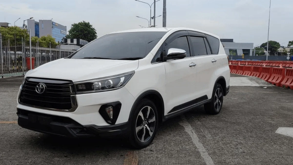 Panduan Lengkap Sewa Mobil di Bandara Kualanamu (KNO) — Tips dari Lokal — Station Trips rental mobil Medan